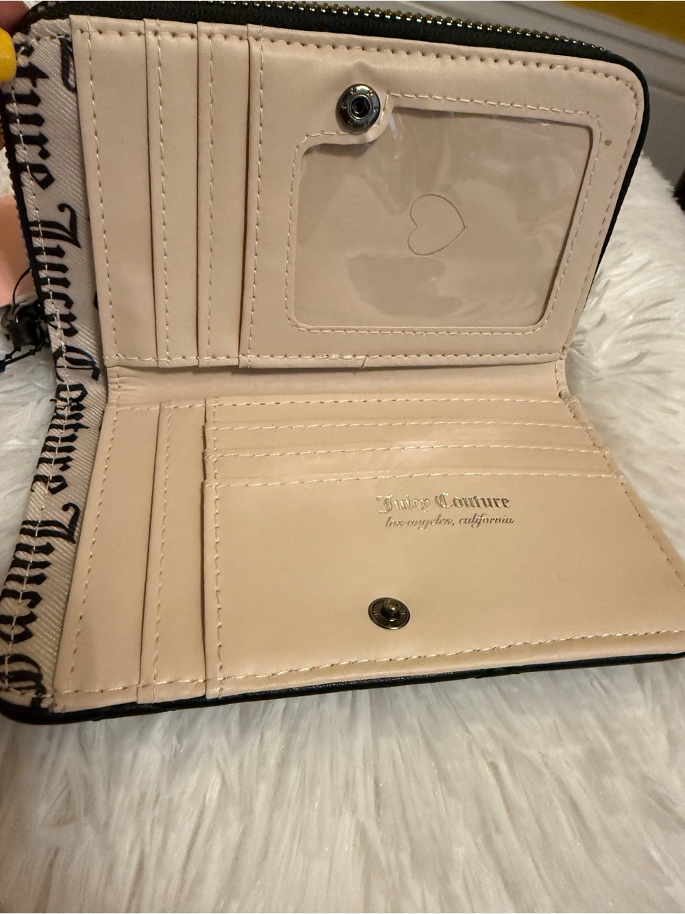 Juicy Couture Black Quilted Zip-Around Wallet - Picture 3 of 5